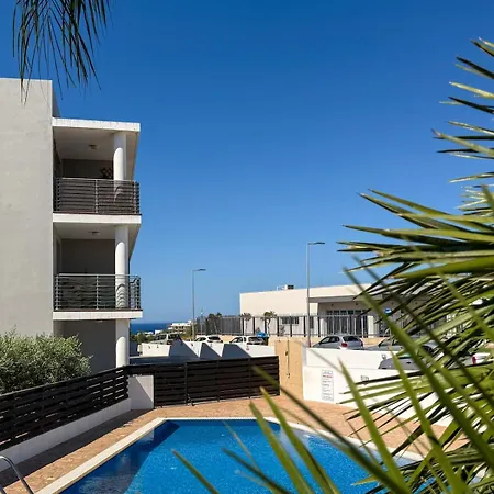 Crystal View Two Bedroom Side Sea View Apartman