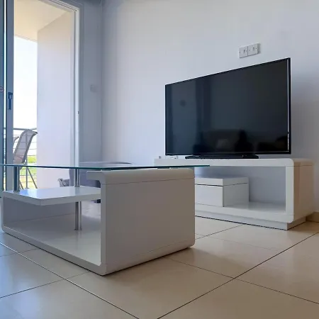 Crystal View Two Bedroom Side Sea View Apartman Paralímni