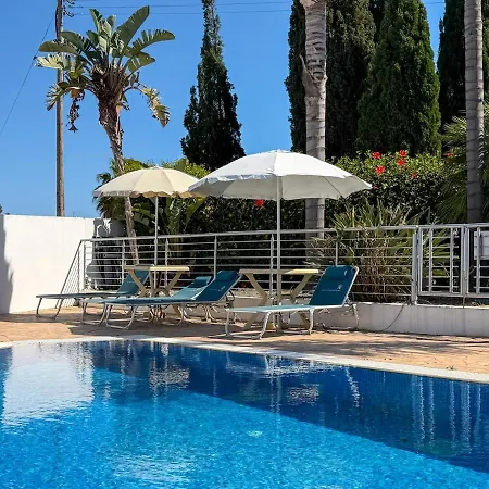 Crystal View Two Bedroom Side Sea View Apartman
