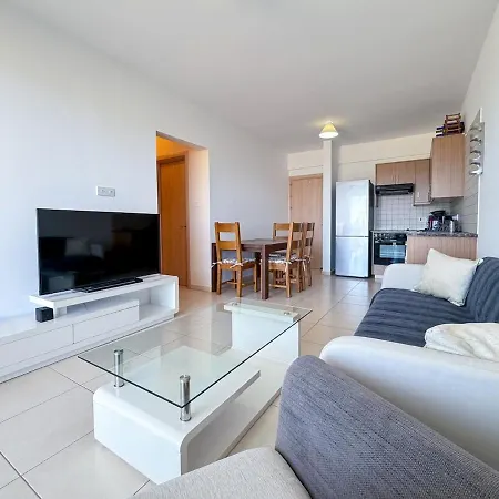Apartman Crystal View Two Bedroom Side Sea View Paralímni